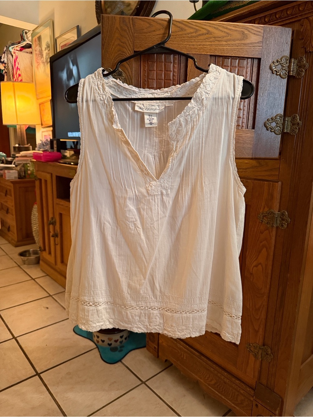 Boho Crochet-Trim Off White Sleeveless Camisole